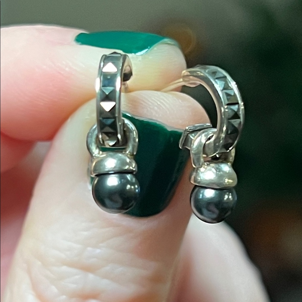 VTG Art Deco Marcasite Pearl Charm 14k Post Sterling Silver Huggie Hoop Earrings - Picture 6 of 6